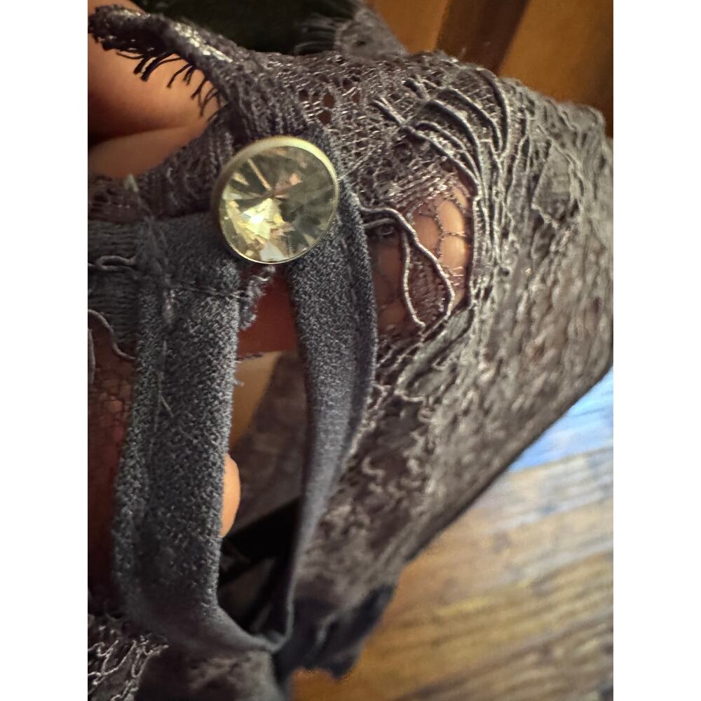 Little Mistress - Picture 10 of 10